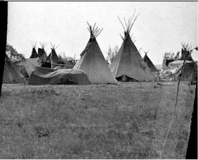 SITTINGBULLSCAMPbefor1888Tipi.JPG